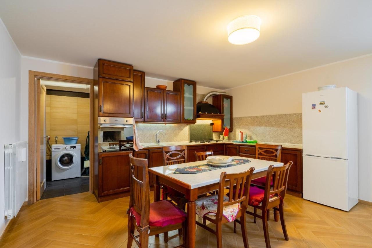 Intera Villa Ad Uso Esclusivo Con 2 Bagni 4 Camere Da Letto,Garage,Giardino,Area Fitness,Lavatrice,Wifi Tuglie Exterior photo