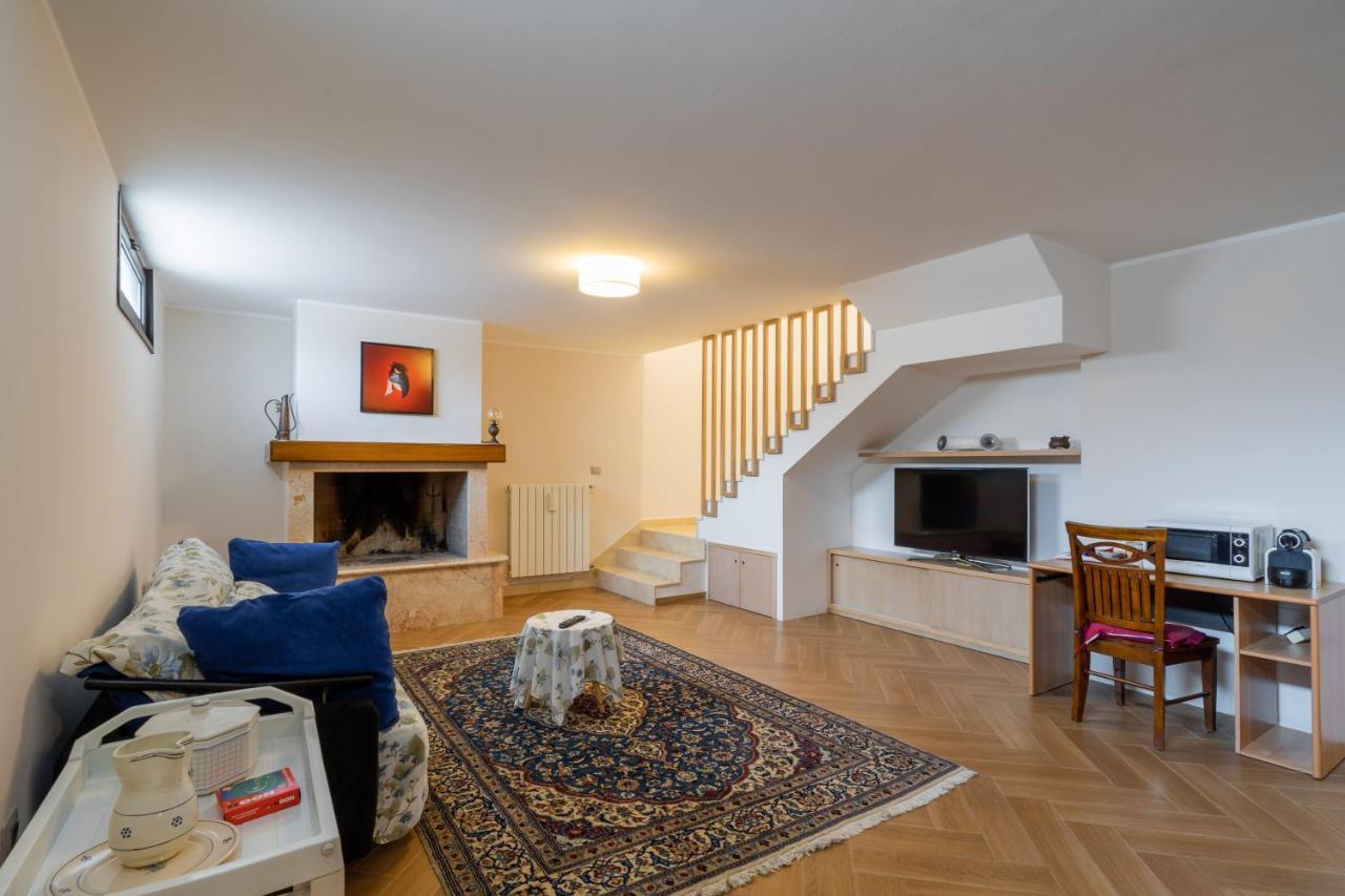 Intera Villa Ad Uso Esclusivo Con 2 Bagni 4 Camere Da Letto,Garage,Giardino,Area Fitness,Lavatrice,Wifi Tuglie Exterior photo