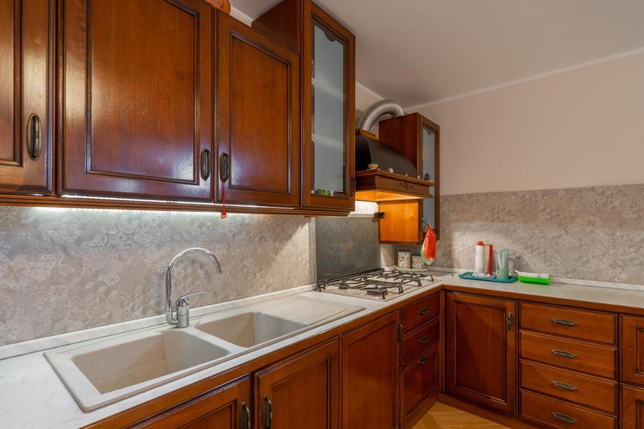 Intera Villa Ad Uso Esclusivo Con 2 Bagni 4 Camere Da Letto,Garage,Giardino,Area Fitness,Lavatrice,Wifi Tuglie Exterior photo