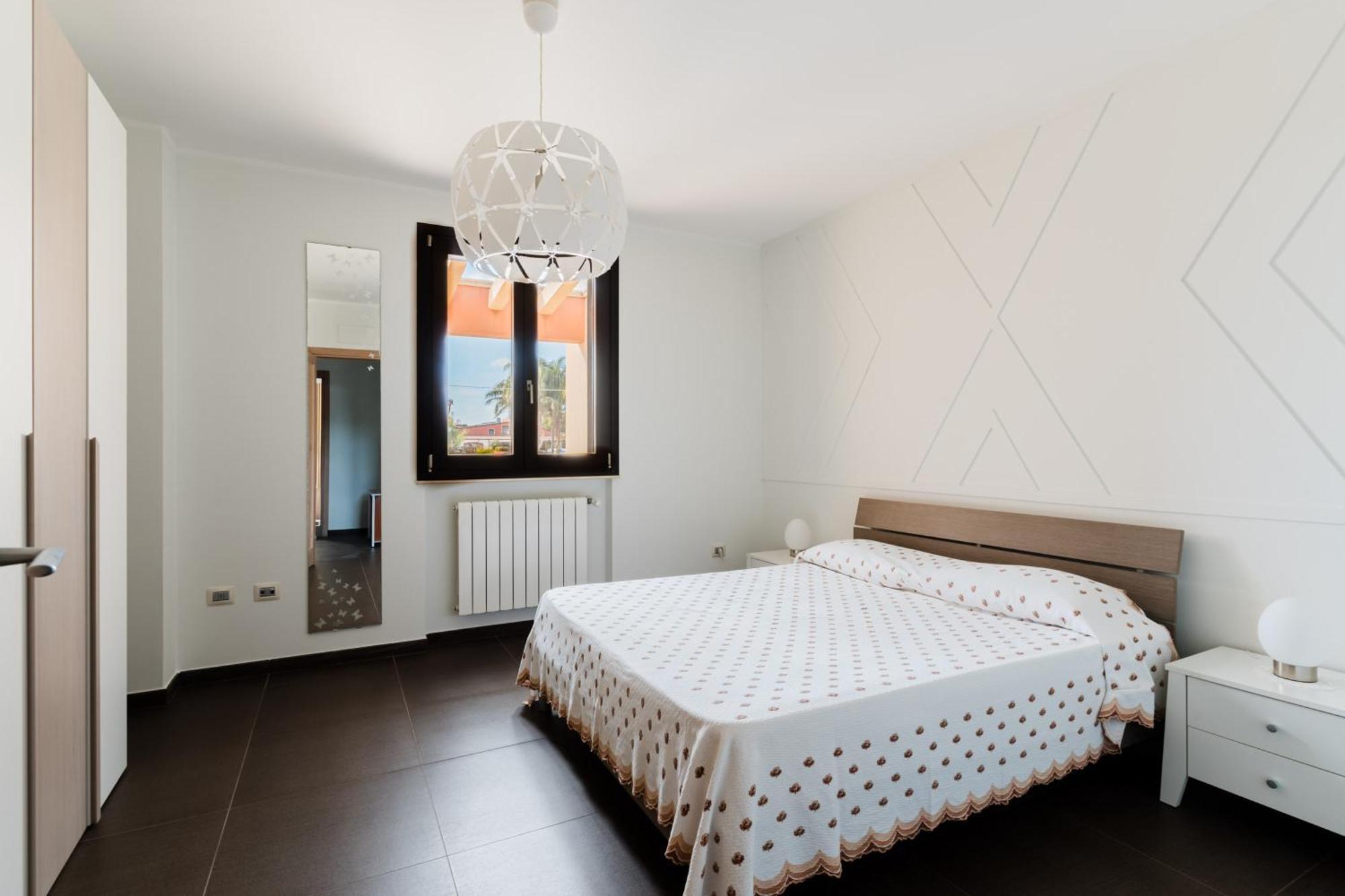 Intera Villa Ad Uso Esclusivo Con 2 Bagni 4 Camere Da Letto,Garage,Giardino,Area Fitness,Lavatrice,Wifi Tuglie Exterior photo