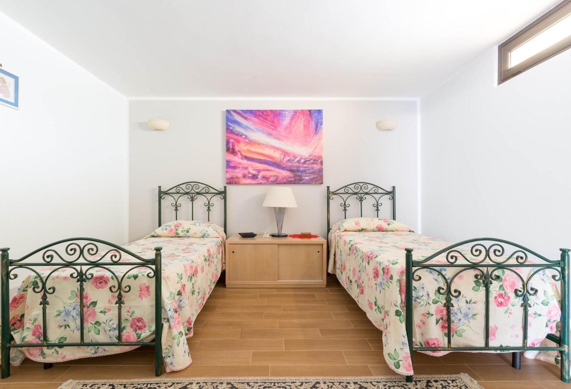 Intera Villa Ad Uso Esclusivo Con 2 Bagni 4 Camere Da Letto,Garage,Giardino,Area Fitness,Lavatrice,Wifi Tuglie Exterior photo