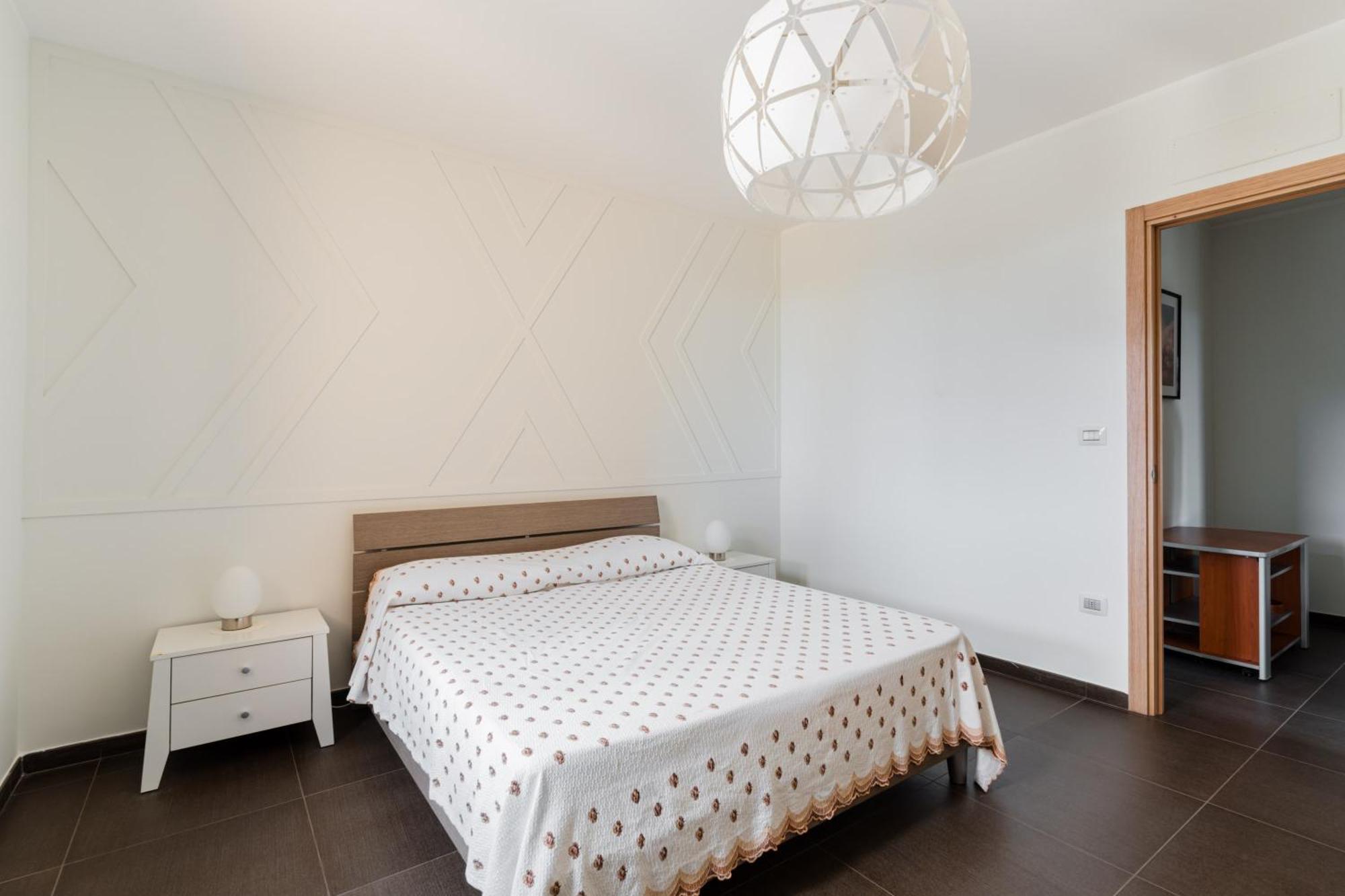 Intera Villa Ad Uso Esclusivo Con 2 Bagni 4 Camere Da Letto,Garage,Giardino,Area Fitness,Lavatrice,Wifi Tuglie Exterior photo